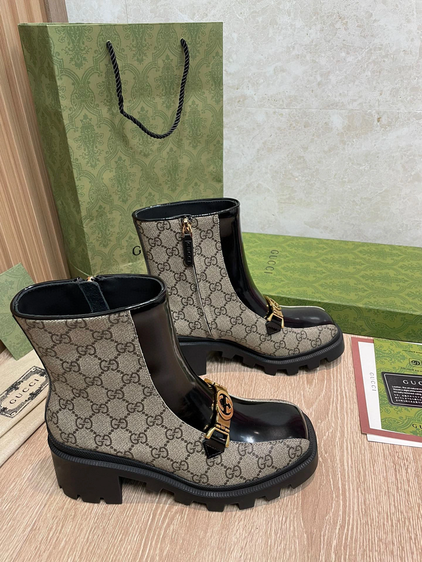 coco- 670412 2OQ50 9763 ，heel height ：5.5cm， Calfskin item:B-X158J2310
